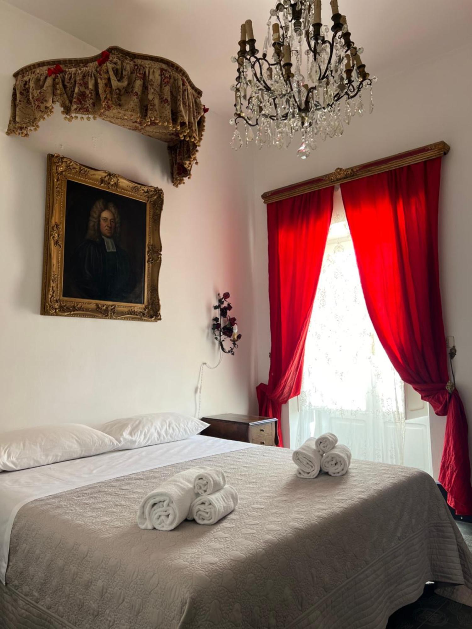 Casa Modica - Luxury Rooms Noto Exteriör bild